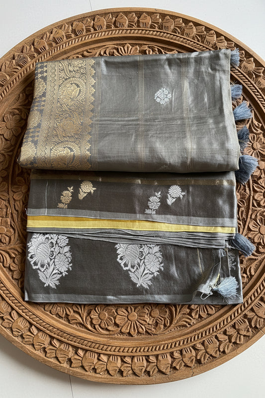 Iridescent Silver-Grey Pure Banarasi Silk Saree