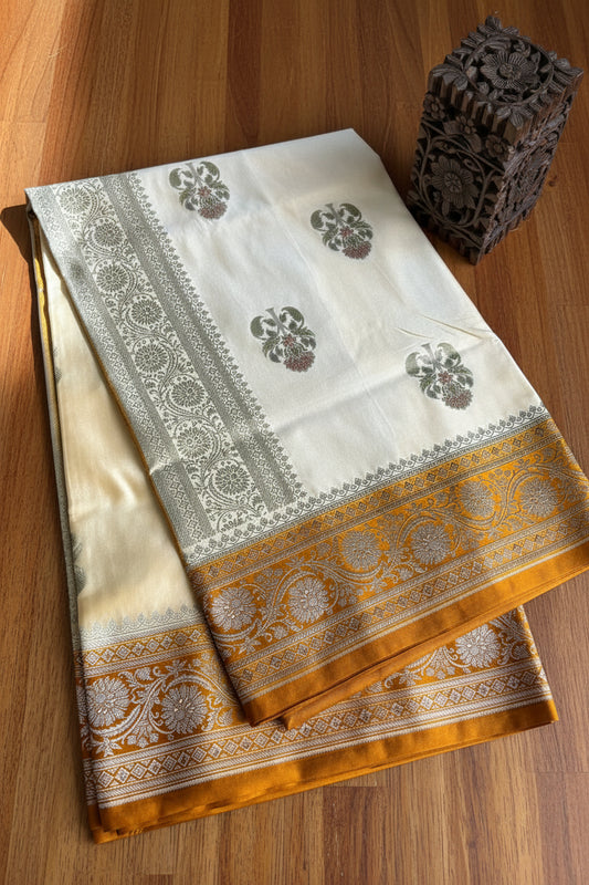 Off-White Katan  Pure Banarasi Mushroom Silk Saree