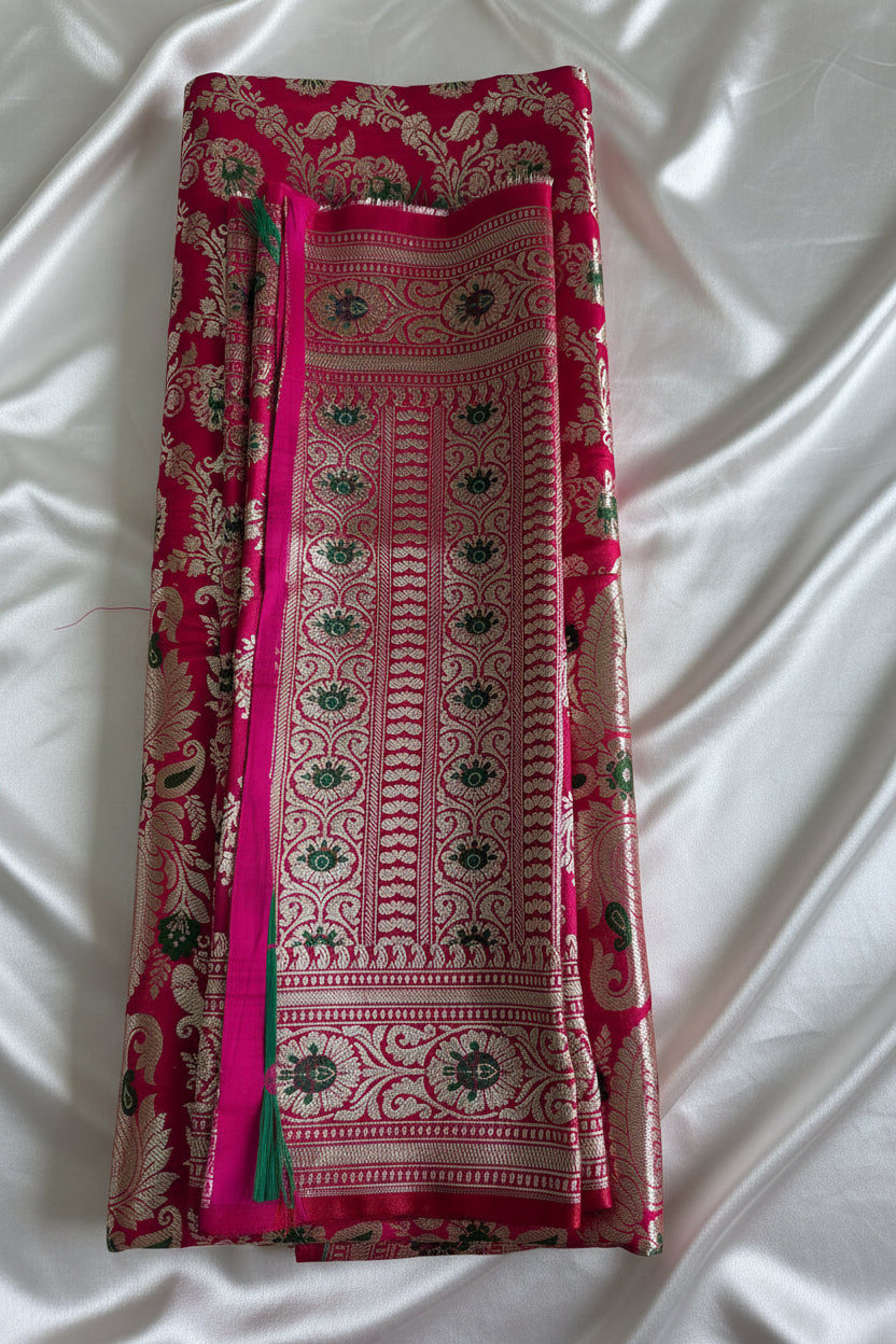 Bridal Red Banarasi Silk Set with Silver-Zari Meenakari Dupatta |