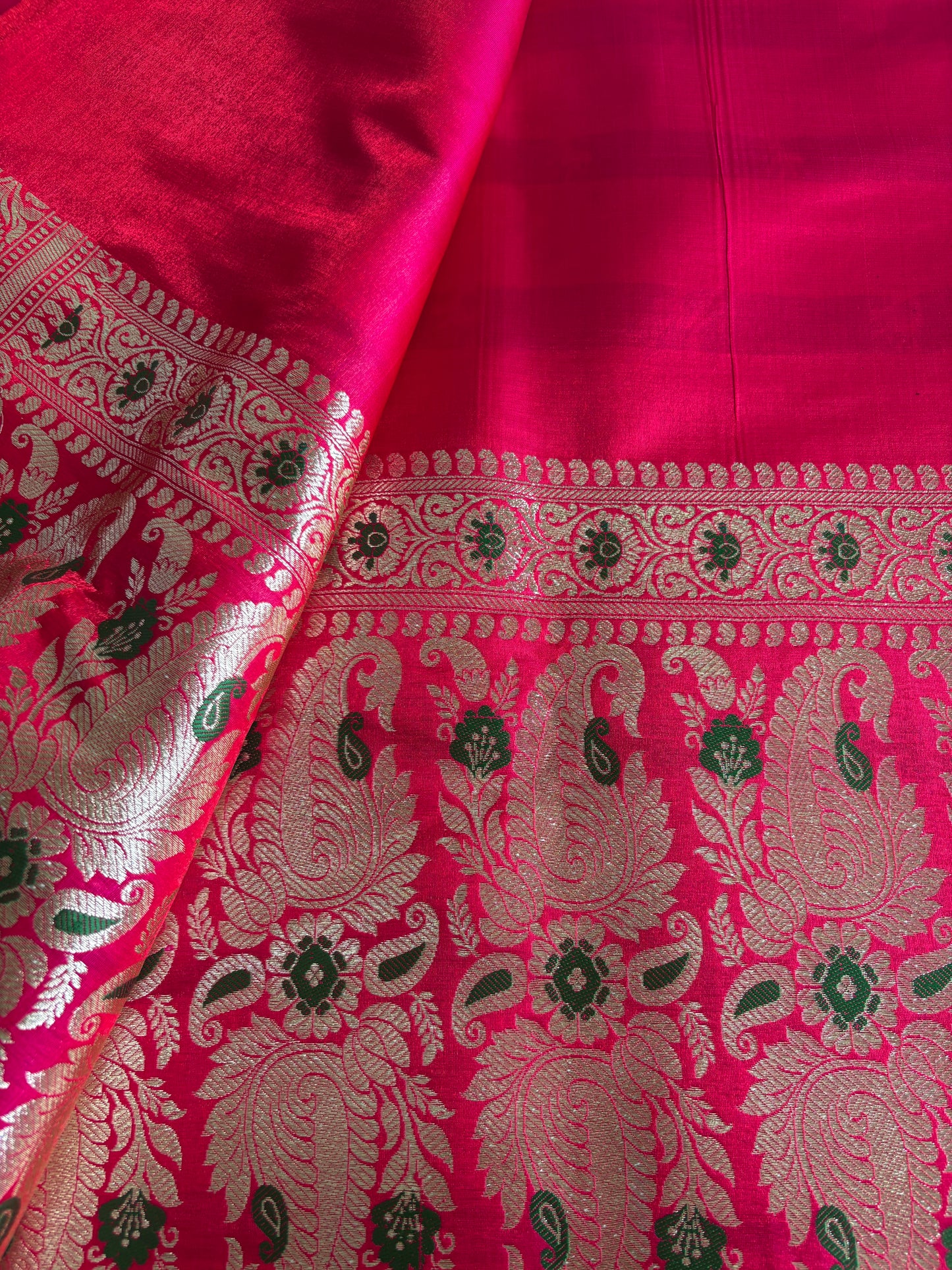 Bridal Red Banarasi Silk Set with Silver-Zari Meenakari Dupatta |